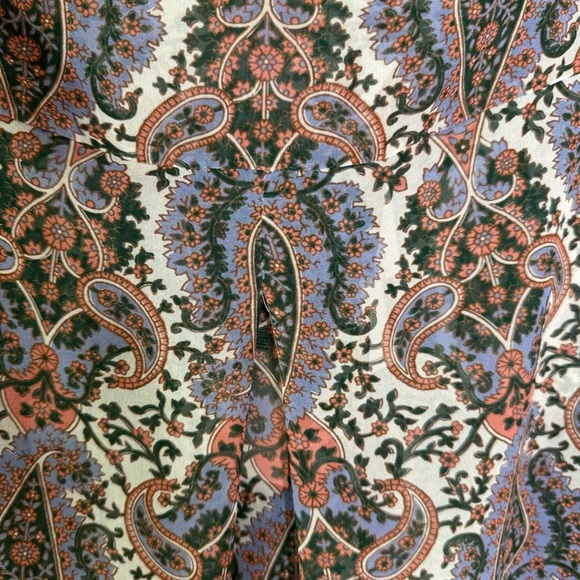 VERONICA BEARD Lowell Paisley Pin Tuck Long Sleeve Blouse Size 4 - Picture 7 of 13